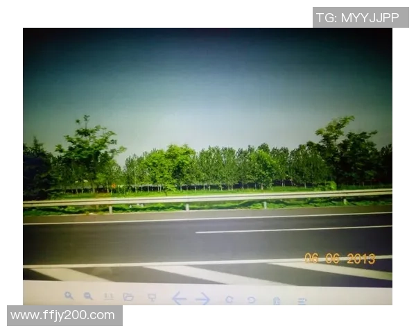 围绕世界顶级足球明星成长奋斗历程的全景式深度探索纪实之旅篇章